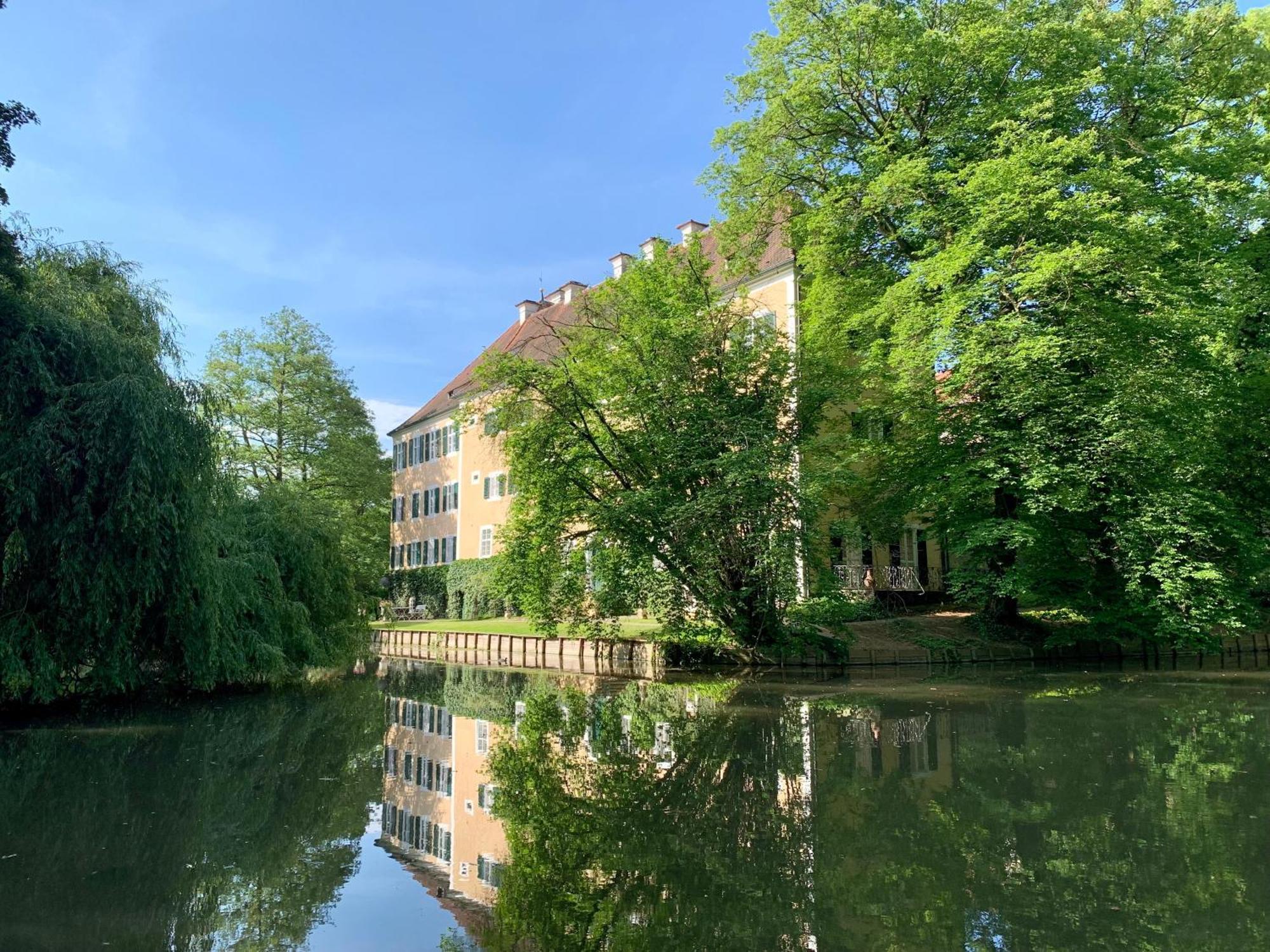 Wohnen Im Wasserschloss Sandizell Schrobenhausen Luaran gambar