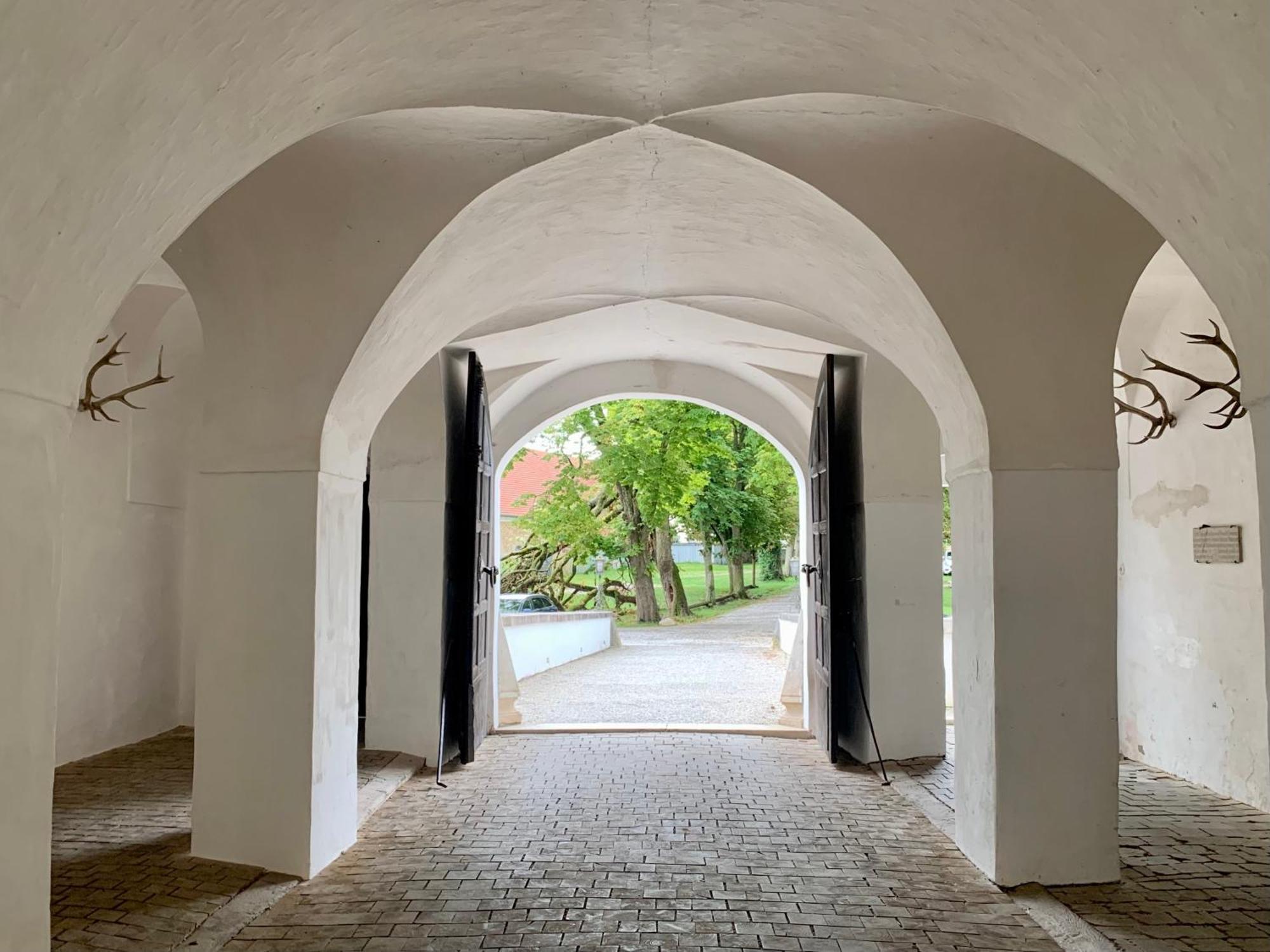Wohnen Im Wasserschloss Sandizell Schrobenhausen Luaran gambar