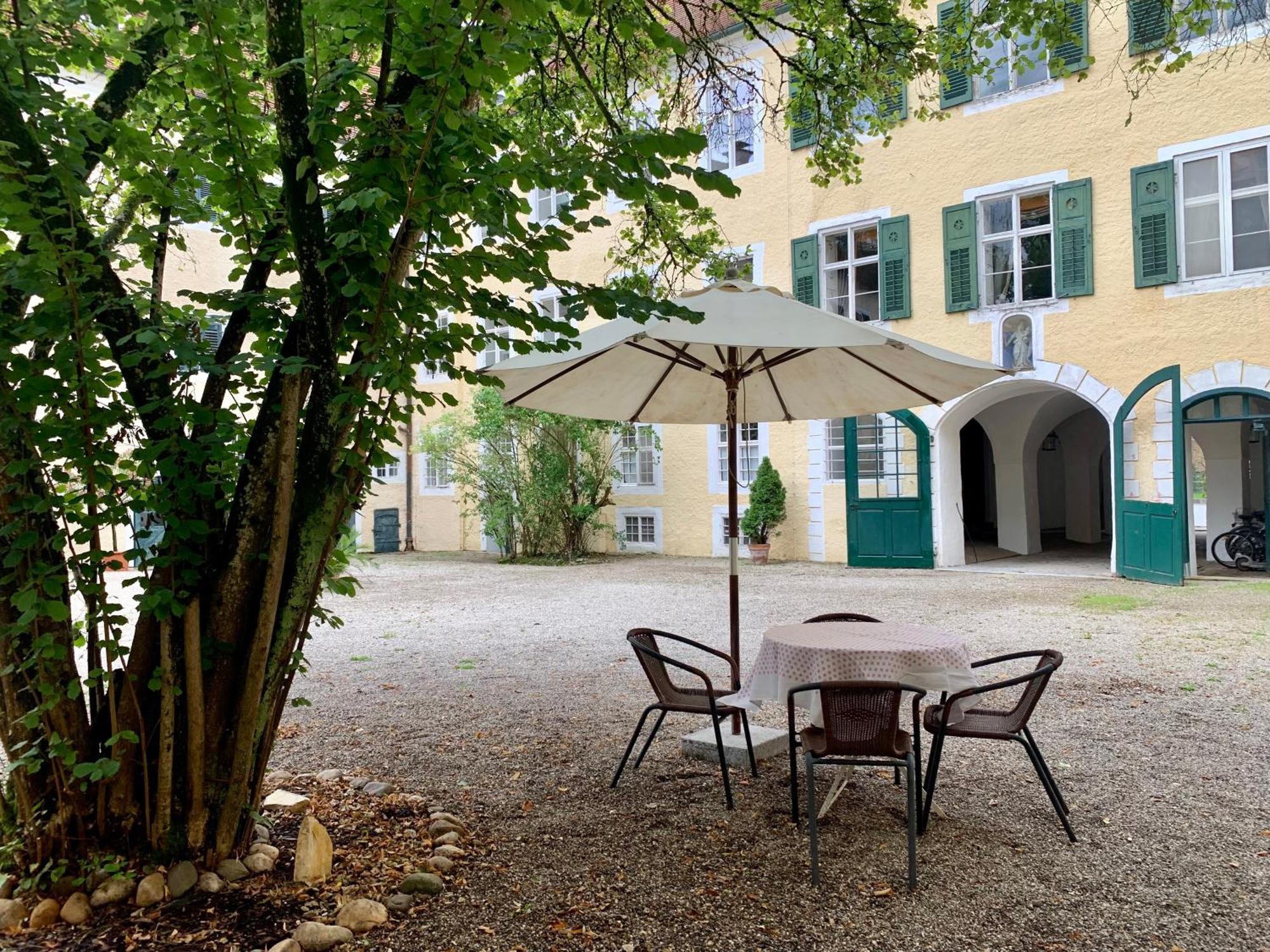 Wohnen Im Wasserschloss Sandizell Schrobenhausen Luaran gambar